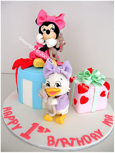 Disney Wedding Cakes on Disney Novelty Cakes  Mini  Daisy  Donald  Children S Birthday Cakes