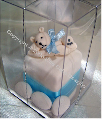 White Teddy Mini Cake-Bonboniere