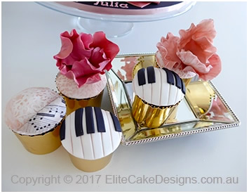 piano theme cupcakes