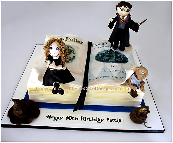 Harry Potter novelty birthday cake
