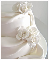 Wedding cake with White Roses
